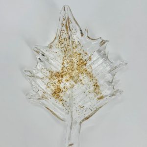 WhatsApp Image 2026-04-27 at 4.05.56 PM (1) كرستال نازل RTC-6128 CLEAR WITH GOLD POWDER ع50 --